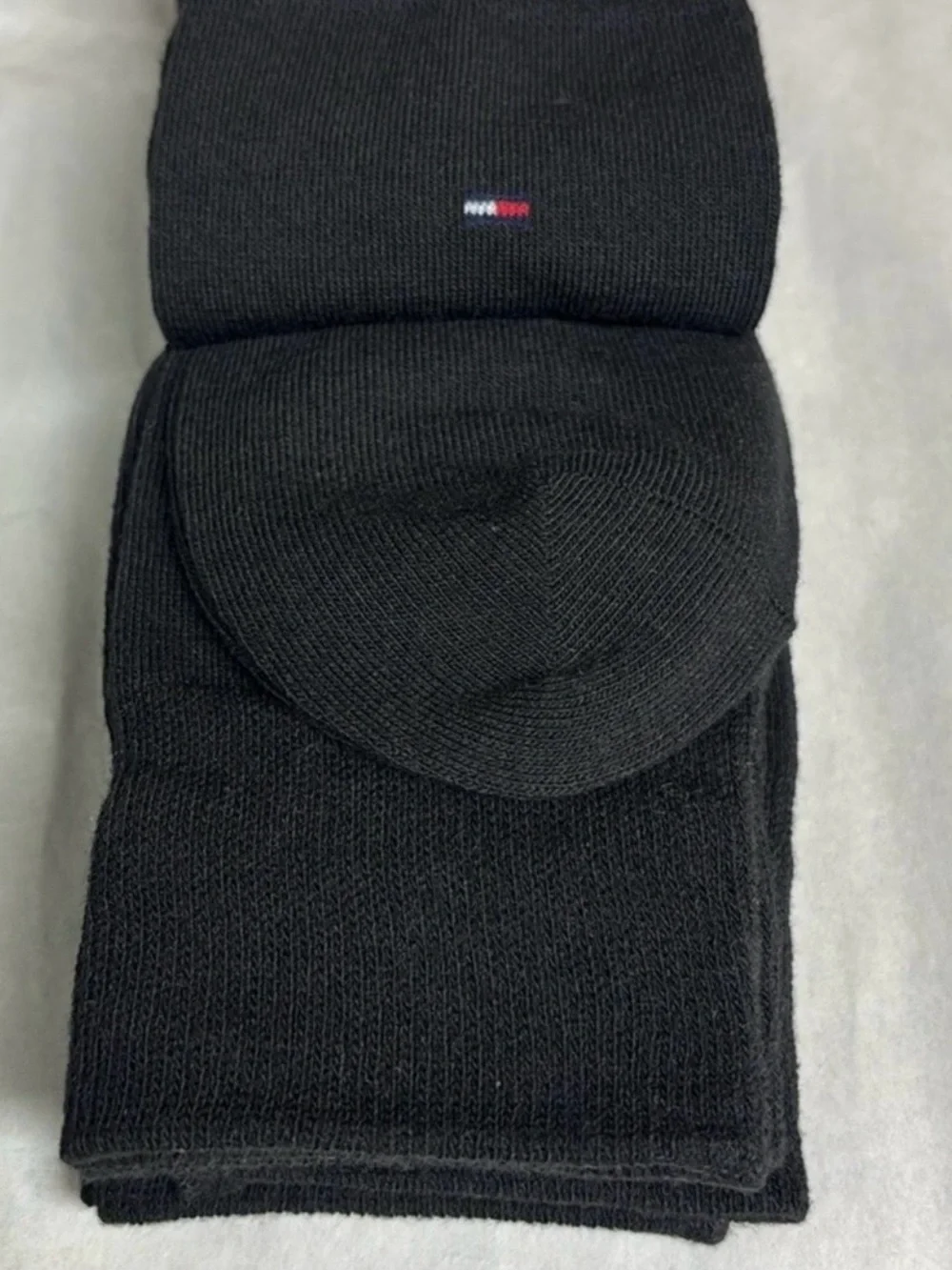 New Tommy Hilfiger Socks Men’s 4 Pair Black Dress Crew Socks Casual Preppy
